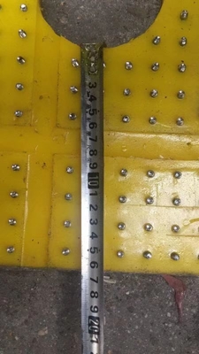 37 1/2 inçlik Döner Masa Buhran Rig için Poliüretan Anti Kayma Mat 30MM Kalınlığı Sarı Renk 2200MM*1800MM